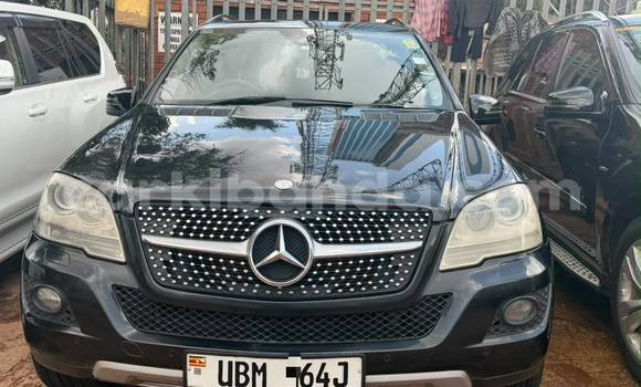 Acheter Neuf Voiture Mercedes‒Benz M–Class Noir à Kampala, Ouganda Acheter Neuf Voiture Mercedes‒Benz M–Class Noir à Kampala, Ouganda