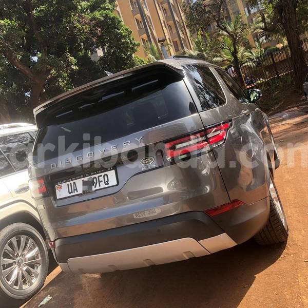 Big with watermark land rover discovery uganda kampala 26409