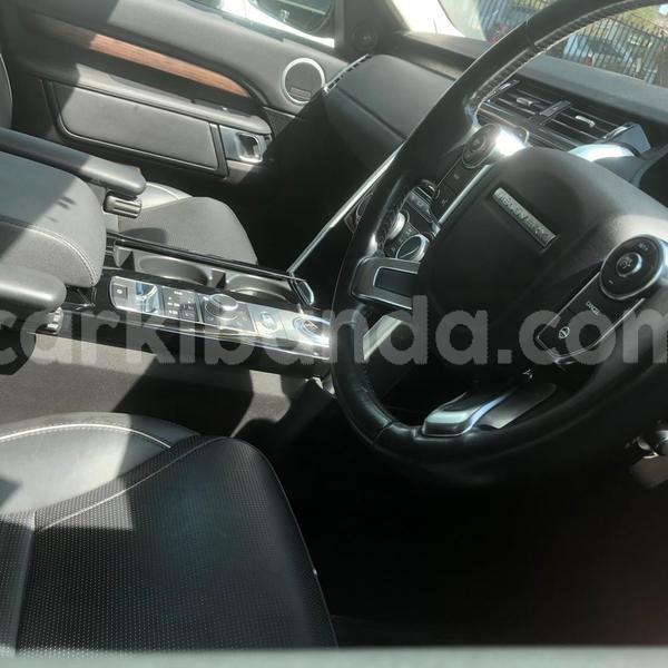 Big with watermark land rover discovery uganda kampala 26409