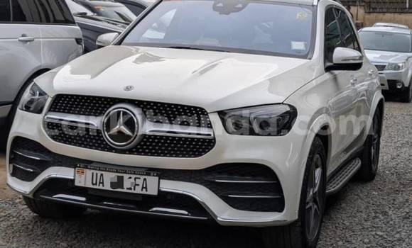 Acheter Neuf Voiture Mercedes‒Benz GLE Blanc à Kampala, Ouganda Acheter Neuf Voiture Mercedes‒Benz GLE Blanc à Kampala, Ouganda