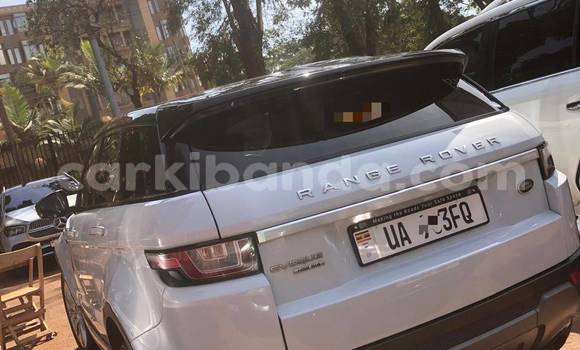 Acheter Neuf Voiture Land Rover Range Rover Evoque Blanc à Kampala, Ouganda Acheter Neuf Voiture Land Rover Range Rover Evoque Blanc à Kampala, Ouganda