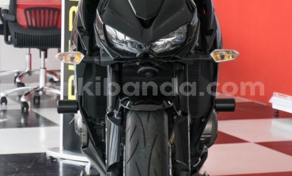 Gura Yakoze Kawasaki Z 1000 Black Bike i Kampala mu Uganda Gura Yakoze Kawasaki Z 1000 Black Bike i Kampala mu Uganda