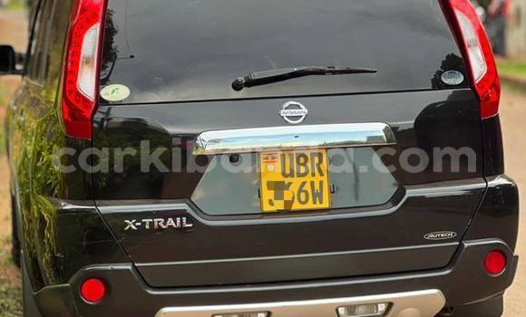 Acheter Neuf Voiture Nissan X–Trail Noir à Kampala, Ouganda Acheter Neuf Voiture Nissan X–Trail Noir à Kampala, Ouganda