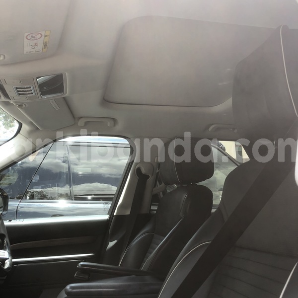 Big with watermark land rover discovery uganda kampala 26429