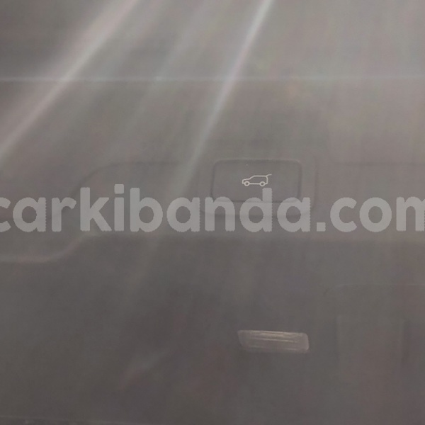 Big with watermark land rover discovery uganda kampala 26429