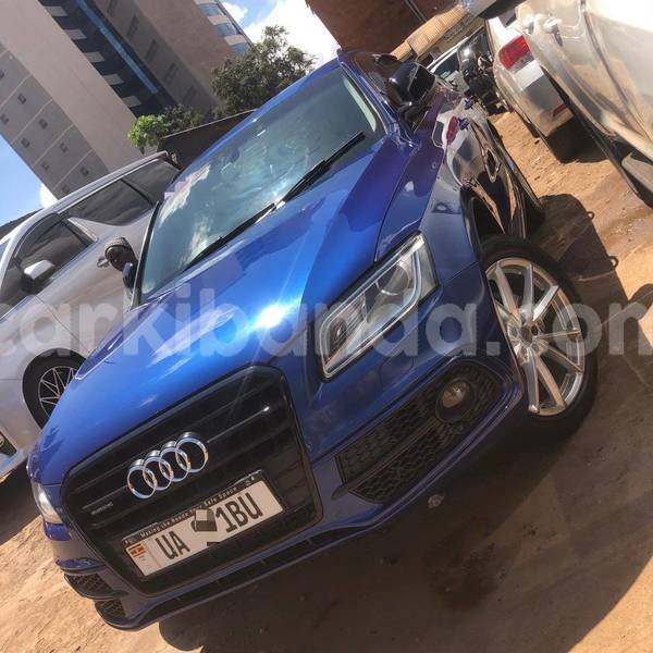Big with watermark audi q5 uganda kampala 26433