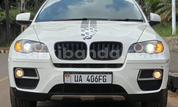 Nunua Mpya BMW X6 Nyeupe Gari ndani ya Kampala nchini Uganda
