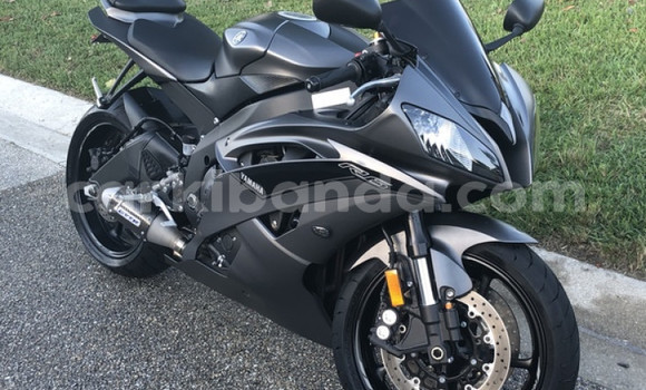 Gura Yakoze Yamaha RS Silver Bike i Bugiri mu Eastern Gura Yakoze Yamaha RS Silver Bike i Bugiri mu Eastern