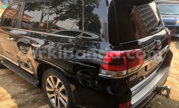 Buy New Toyota Land Cruiser Black Car in Kampala in Uganda Buy New Toyota Land Cruiser Black Car in Kampala in Uganda