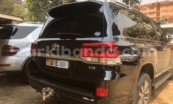 Buy New Toyota Land Cruiser Black Car in Kampala in Uganda Buy New Toyota Land Cruiser Black Car in Kampala in Uganda