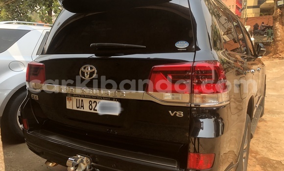 Buy New Toyota Land Cruiser Black Car in Kampala in Uganda Buy New Toyota Land Cruiser Black Car in Kampala in Uganda