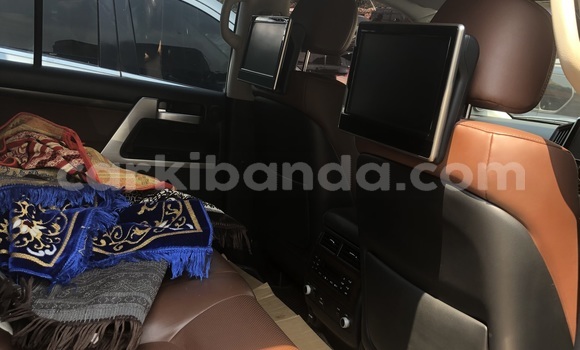 Buy New Toyota Land Cruiser Black Car in Kampala in Uganda Buy New Toyota Land Cruiser Black Car in Kampala in Uganda