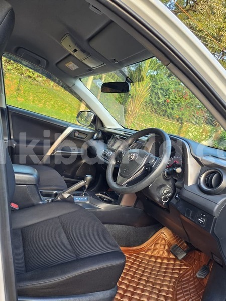 Big with watermark toyota rav4 uganda kampala 26443
