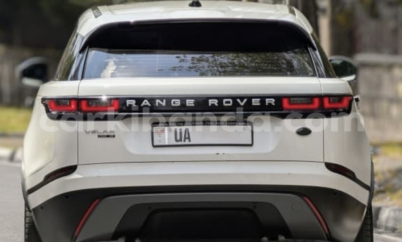 Acheter Neuf Voiture Land Rover Range Rover Velar Blanc à Kampala, Ouganda Acheter Neuf Voiture Land Rover Range Rover Velar Blanc à Kampala, Ouganda