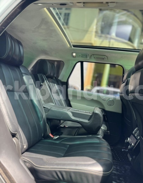 Big with watermark land rover range rover vogue uganda kampala 26453