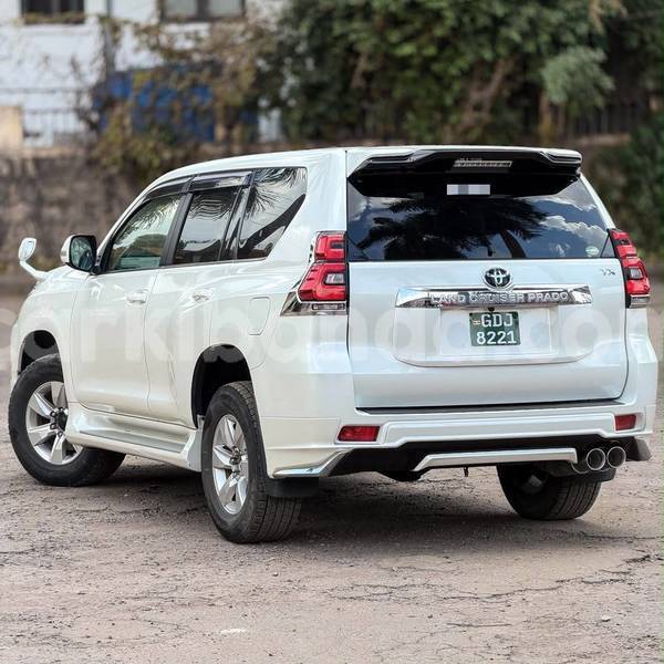 Big with watermark toyota land cruiser prado uganda kampala 26455