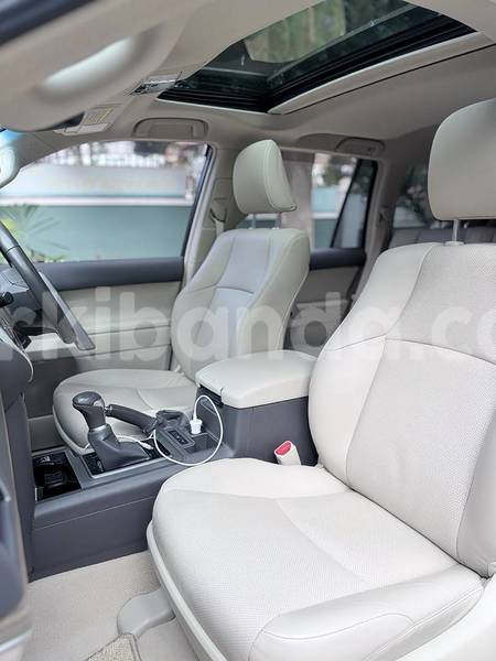 Big with watermark toyota land cruiser prado uganda kampala 26455