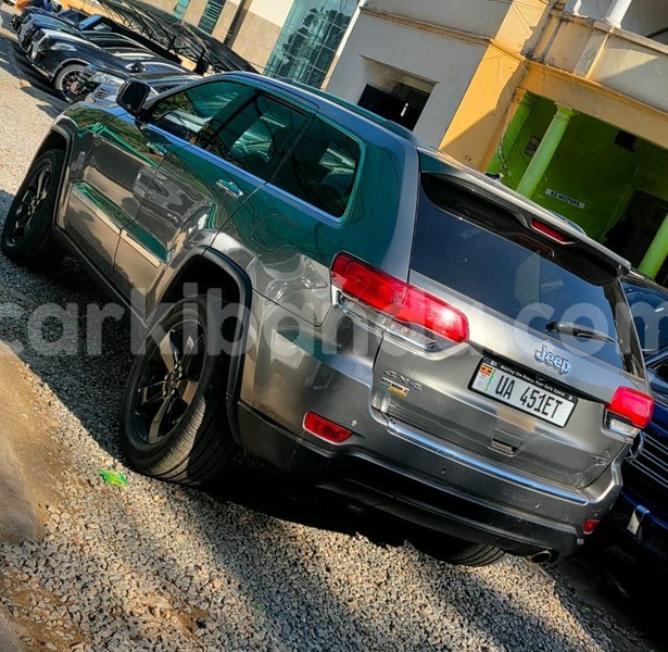 Big with watermark jeep grand cherokee uganda kampala 26465