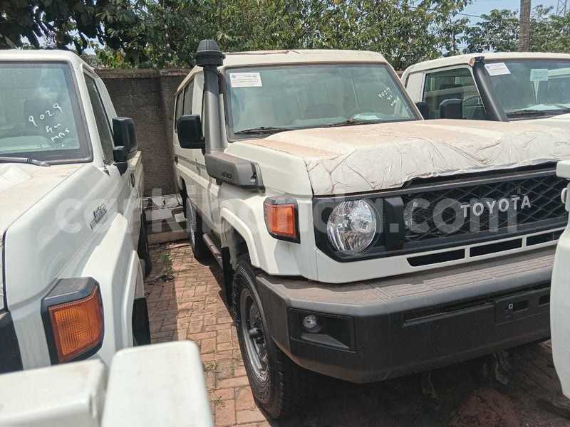 Big with watermark toyota land cruiser uganda kampala 26466