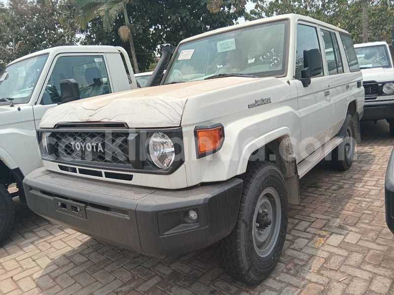 Big with watermark toyota land cruiser uganda kampala 26466