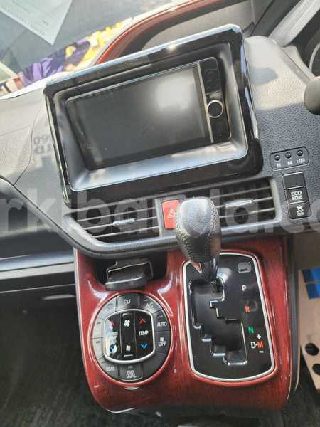 Big with watermark toyota noah uganda kampala 26473