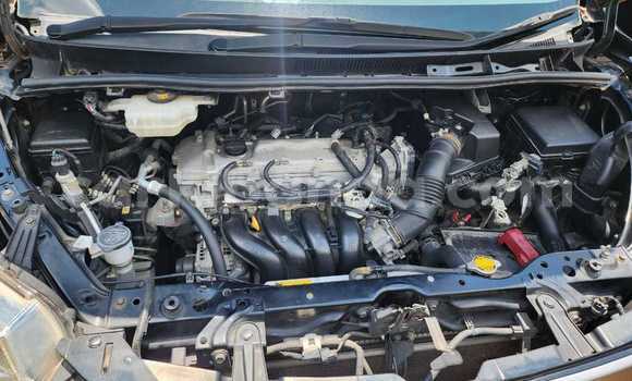 Gura Nshya Toyota Noah Black Imodoka i Kampala mu Uganda Gura Nshya Toyota Noah Black Imodoka i Kampala mu Uganda