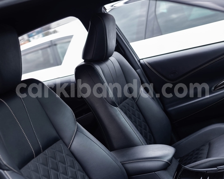 Big with watermark toyota harrier uganda kampala 26476