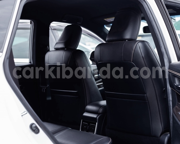 Big with watermark toyota harrier uganda kampala 26476