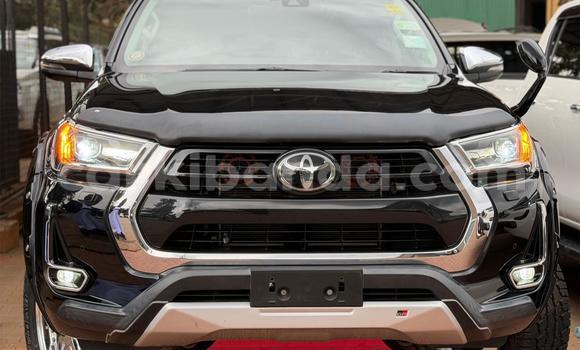Gura Yakoze Toyota Hiluxe Revo Black Imodoka i Kampala mu Uganda Gura Yakoze Toyota Hiluxe Revo Black Imodoka i Kampala mu Uganda
