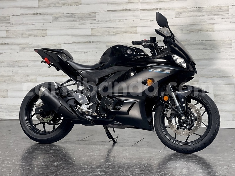 Big with watermark yamaha yzf uganda wakiso 26487