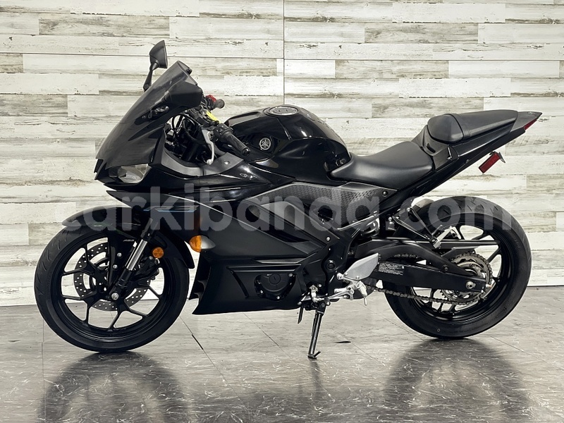 Big with watermark yamaha yzf uganda wakiso 26487