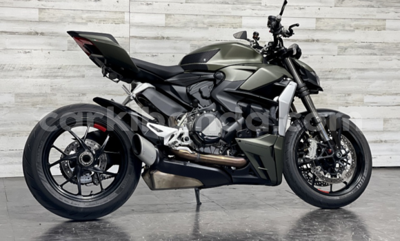 Gura Yakoze Ducati Streetfighter Brown Bike i Adjumani mu Northern Gura Yakoze Ducati Streetfighter Brown Bike i Adjumani mu Northern
