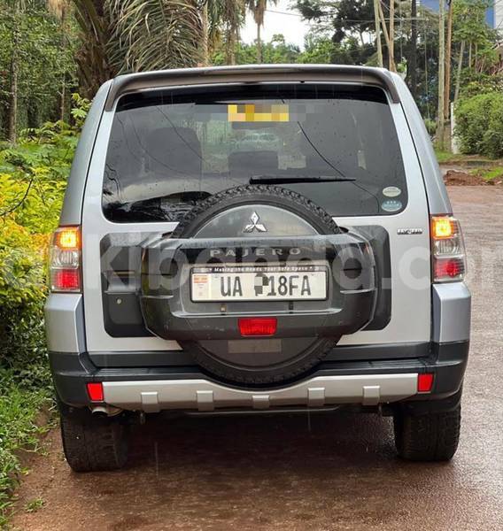 Big with watermark mitsubishi pajero uganda kampala 26492