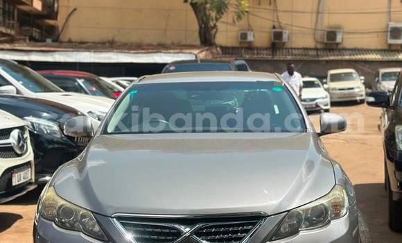 Gura Nshya Toyota Mark X Other Imodoka i Kampala mu Uganda Gura Nshya Toyota Mark X Other Imodoka i Kampala mu Uganda
