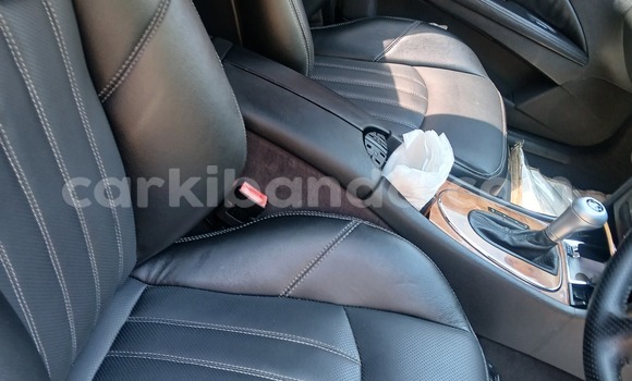 Buy Used Mercedes‒Benz E–Class Silver Car in Kampala in Uganda Buy Used Mercedes‒Benz E–Class Silver Car in Kampala in Uganda