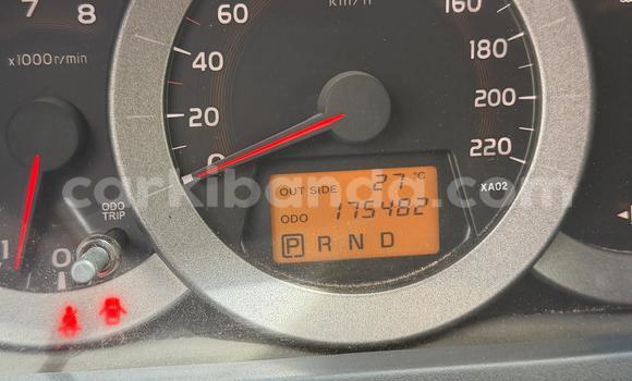 Nunua Imported Toyota RAV4 Nyeupe Gari ndani ya Import - Dubai nchini Uganda Nunua Imported Toyota RAV4 Nyeupe Gari ndani ya Import - Dubai nchini Uganda