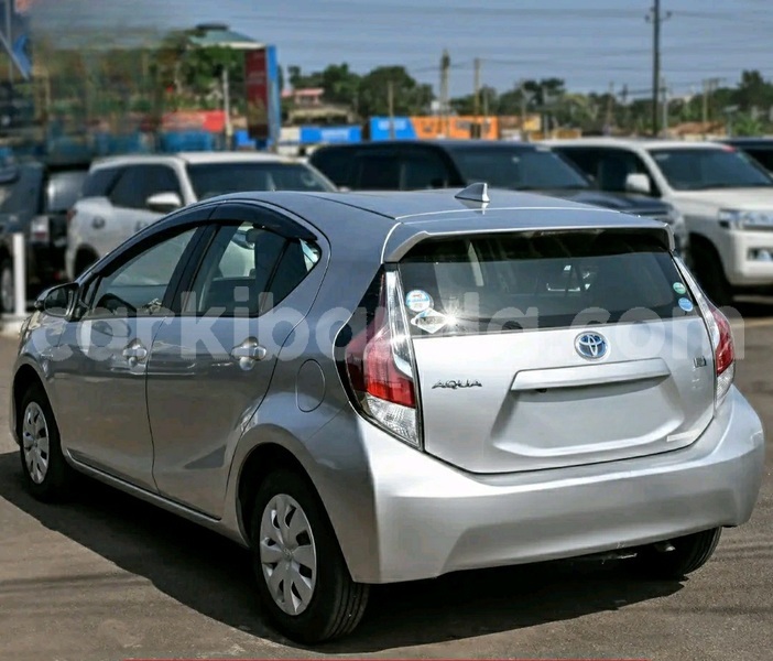Big with watermark toyota aqua uganda kampala 26525