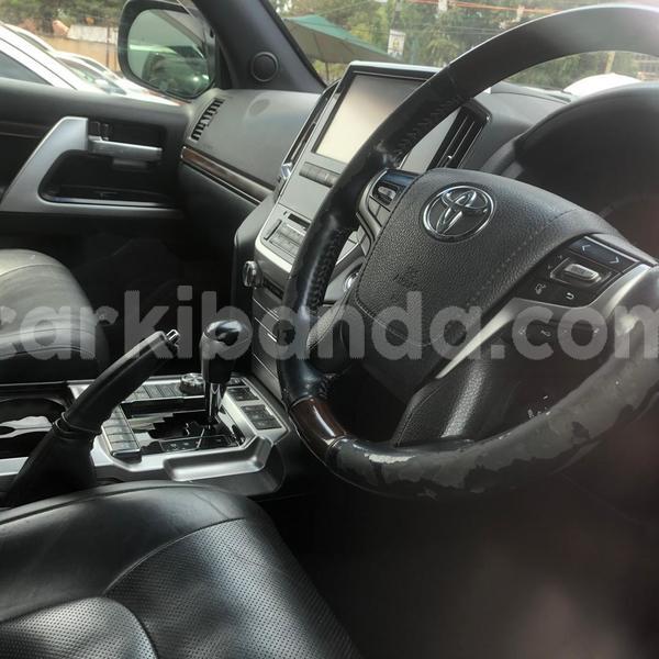 Big with watermark toyota land cruiser uganda kampala 26527