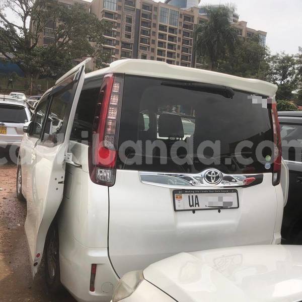 Big with watermark toyota noah uganda kampala 26531