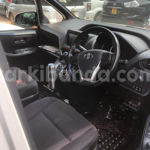 Big with watermark toyota noah uganda kampala 26531