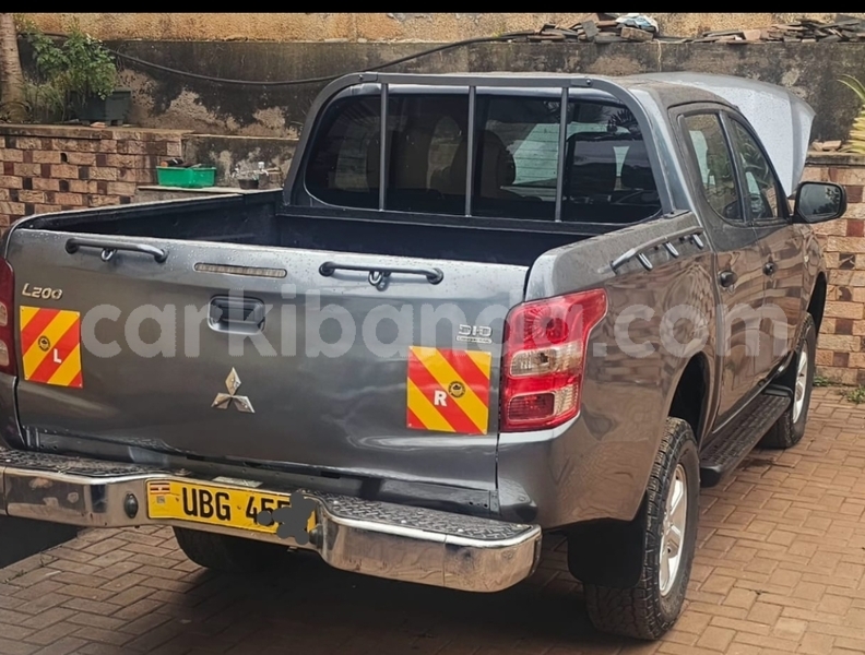 Big with watermark mitsubishi l200 uganda kampala 26532