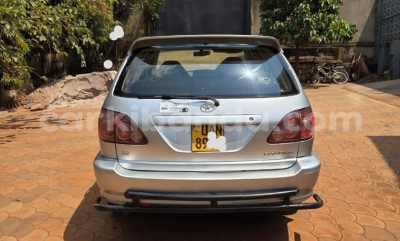 Buy Used Toyota Harrier Brown Car in Kampala in Uganda Buy Used Toyota Harrier Brown Car in Kampala in Uganda