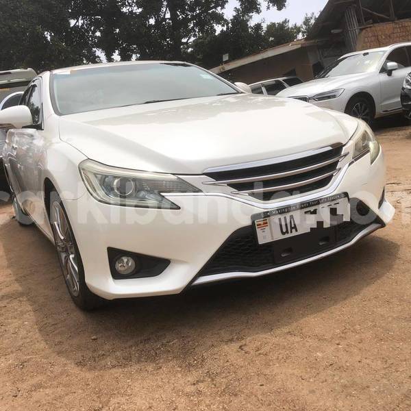 Big with watermark toyota mark x uganda kampala 26534