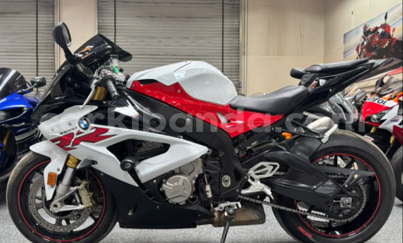 Gura Yakoze BMW S 1000 Red Bike i Amudat mu Northern Gura Yakoze BMW S 1000 Red Bike i Amudat mu Northern