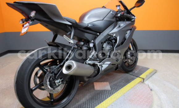 Acheter Occasion Moto Yamaha YZF Gris à Bugembe, Est Acheter Occasion Moto Yamaha YZF Gris à Bugembe, Est