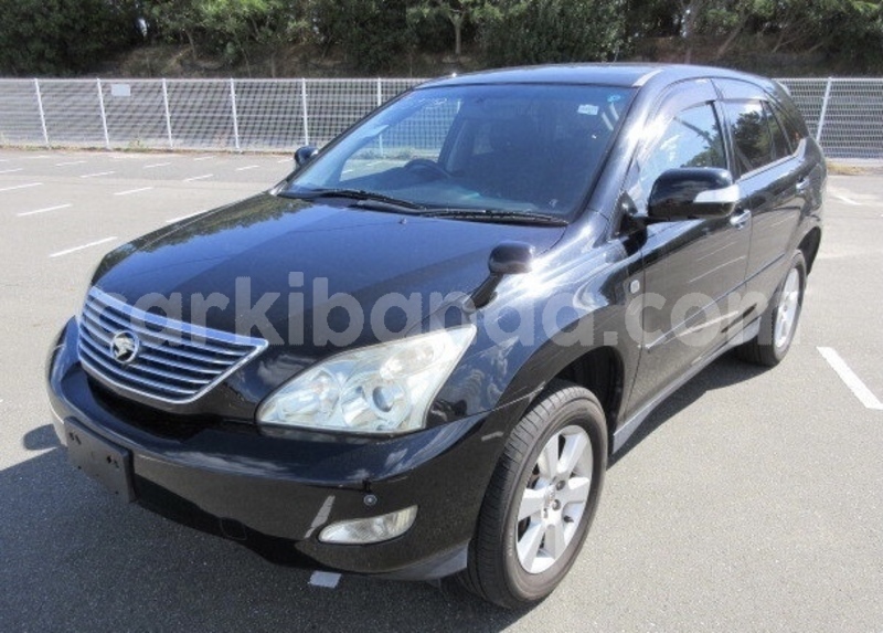 Big with watermark toyota harrier uganda kampala 26550