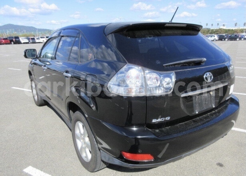Big with watermark toyota harrier uganda kampala 26550