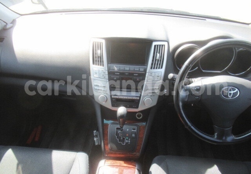 Big with watermark toyota harrier uganda kampala 26550