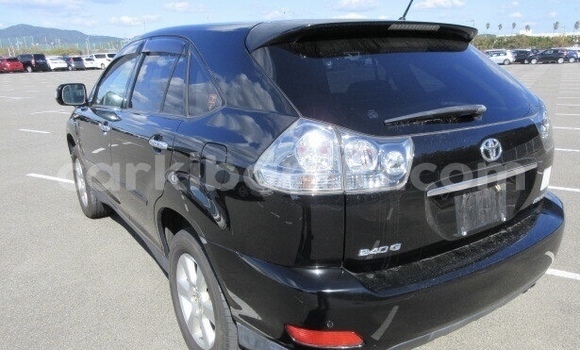 Buy Used Toyota Harrier Black Car in Mpondwe in Uganda