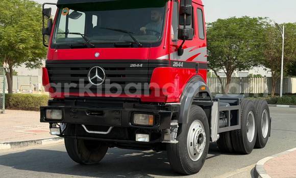 Nunua Imported Mercedes‒Benz 2644 Nyekundu Lori ndani ya Import - Dubai nchini Uganda Nunua Imported Mercedes‒Benz 2644 Nyekundu Lori ndani ya Import - Dubai nchini Uganda